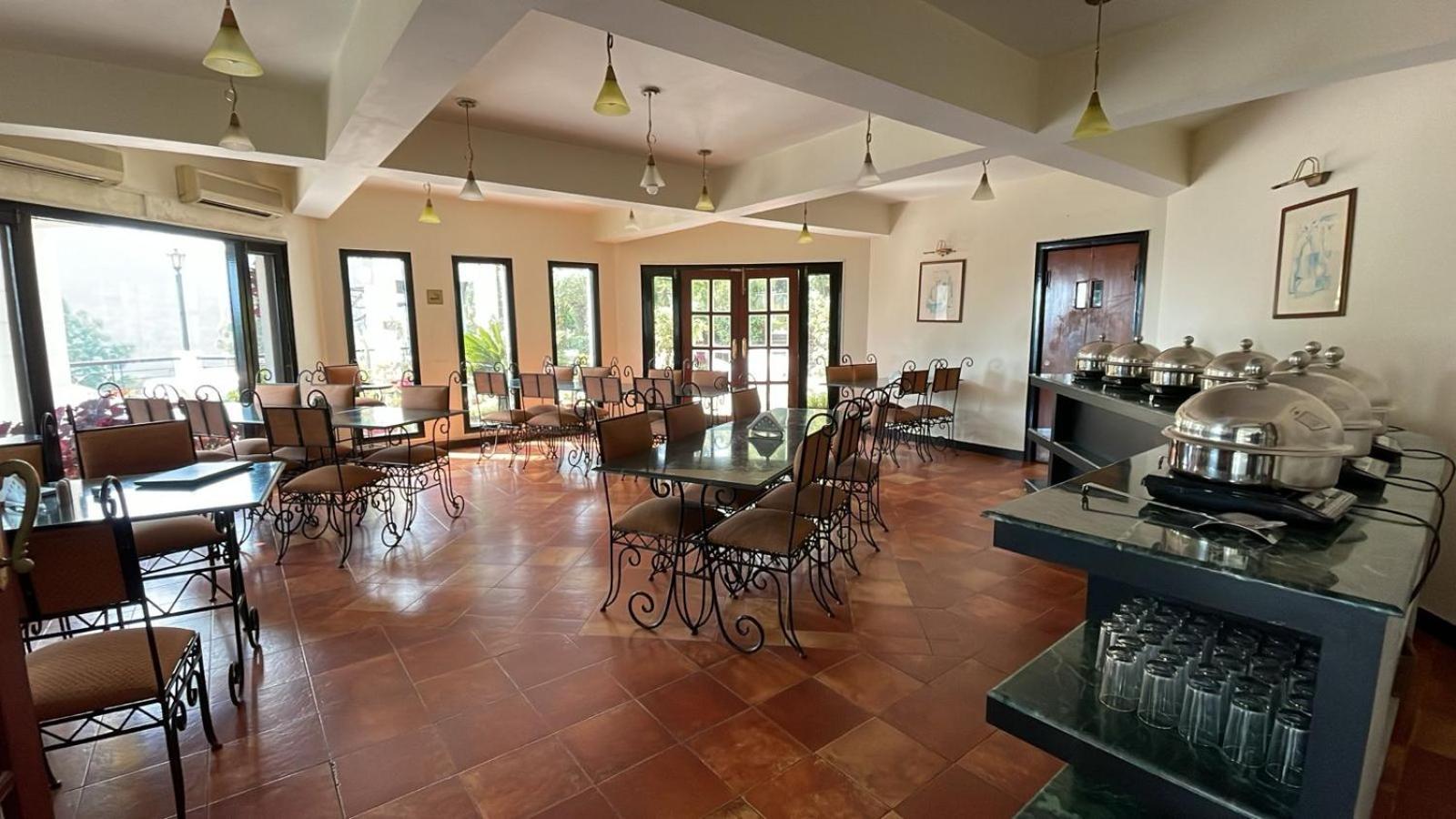 Hotel 8Fold-Pinecrest By Larisa, Bhīm Tāl Zewnętrze zdjęcie